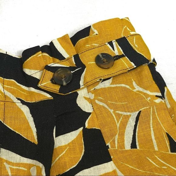 Who What Wear NWOT floral paperbag waist linen blend shorts size 10 - Picture 4 of 16